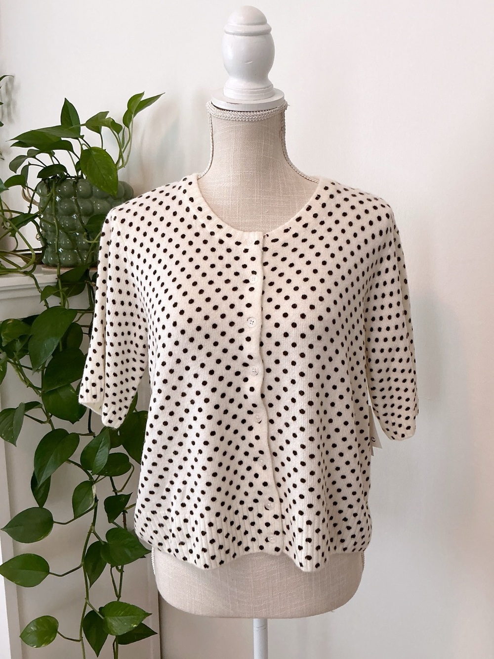 CeCe | Cream Polka Dot Button-Front Short Sleeve Sweater size L NWT